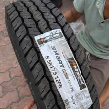 8.5R17.5 Hankook