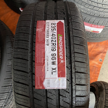235/40R19 Landspider Citytraxx HP 