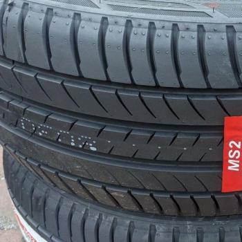 215/60R16 Maxxis MS2 vỏ lốp Xe: Lexus GS 300, Mitsubishi Grandis 2.4, Camry 2.4G, Camry LE 2.4 Mỹ, Camry 3.0, Camry 2.0E