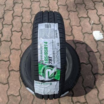 165/65R14 ROVELO vỏ lốp Xe: Chevrolet Spark Duo, Hyundai Getz, Hyundai I10, Mitsubishi Mirage 1.2