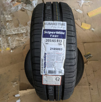 Vỏ lốp 205/65R15 94V TX61 KUMHO VIỆT NAM, vỏ lốp xe ô tô Lacetti SE nhập khẩu, Vỏ lốp xe ô tô Isuzu Hilander, Vỏ lốp xe ô tô Chevrolet Cruze LS 1.6, Vỏ lốp xe ô tô Camry 3.0, Vỏ lốp xe ô tô Toyota Innova E, G, V các đời trước 2016